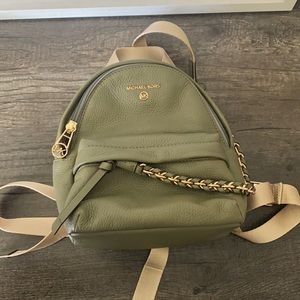 MICHAEL Michael Kors
Slater Extra-Small Convertible Backpack